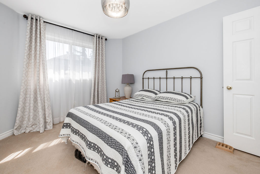 5 Kelsey Crescent