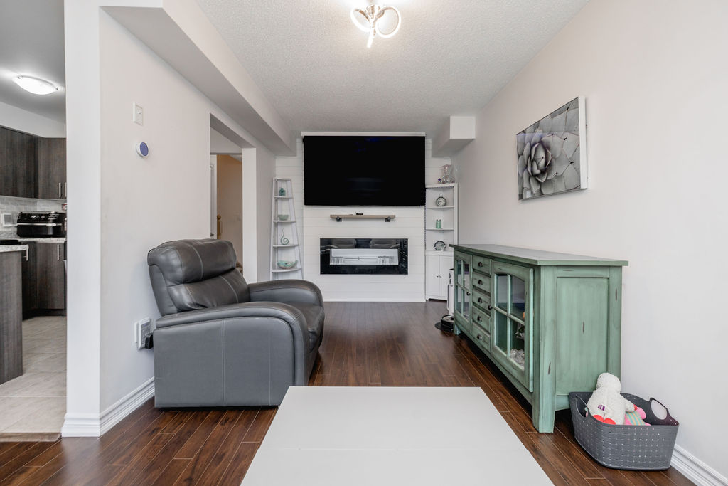 2 – 43 Madelaine Drive