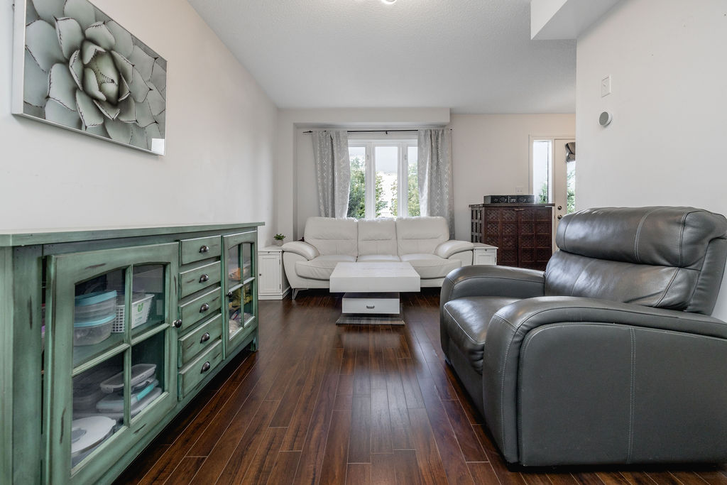 2 – 43 Madelaine Drive