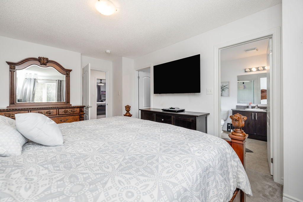 2 – 43 Madelaine Drive