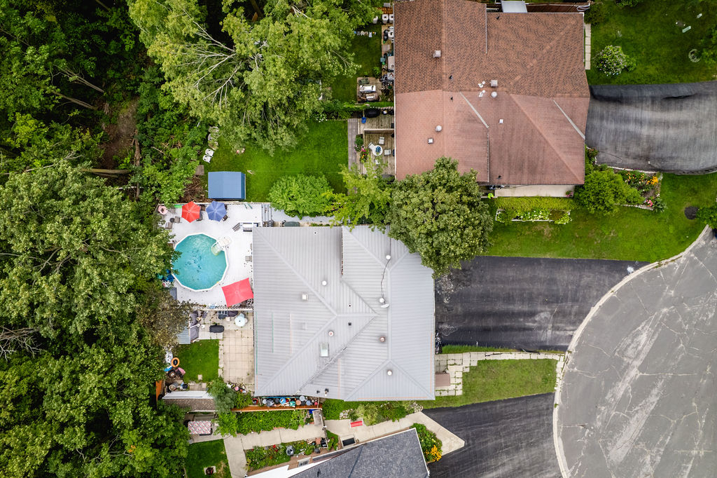 6 Ashdale Court